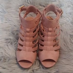 Open toe chunky heel